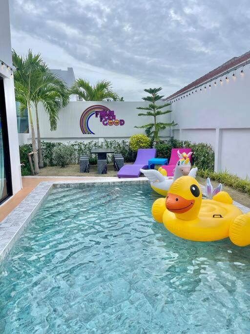 Napa Pool Pattaya Villa Nong Prue